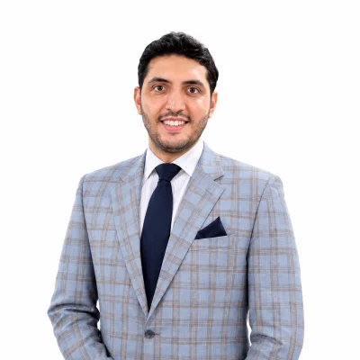 دکتر محسن حاجی موسی متخصص درمان ریشه (اندودانتیکس)